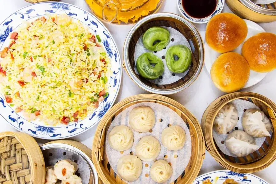 샌프란시스코의 양크 싱 레스토랑에서 다양한 dim sum 요리를 즐겨보세요.