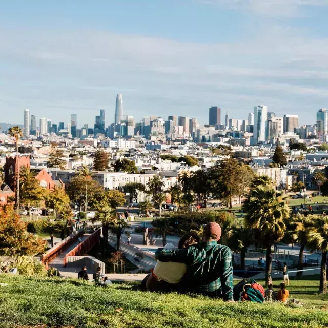 Dolores Park par un après-midi ensoleillé